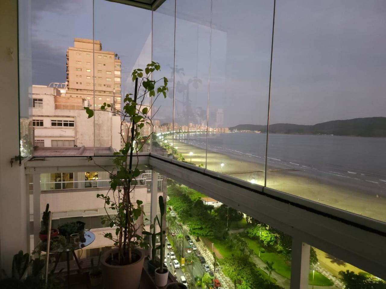 Apartamentos Na Praia Do Gonzaga Frente Mar Com Estacionamento Santos  Exterior photo